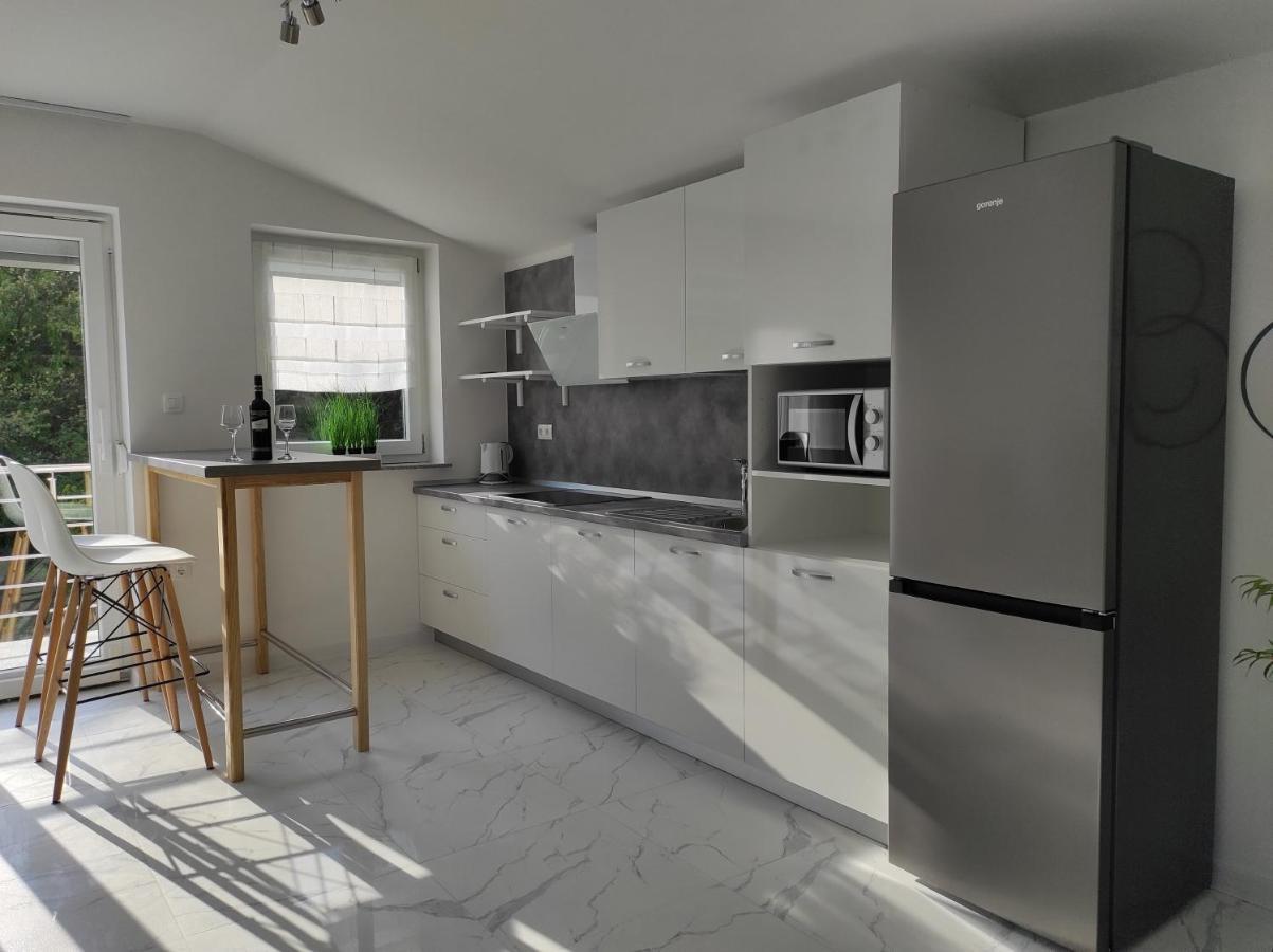 Apartments With A Parking Space Rijeka - 18146 Екстер'єр фото