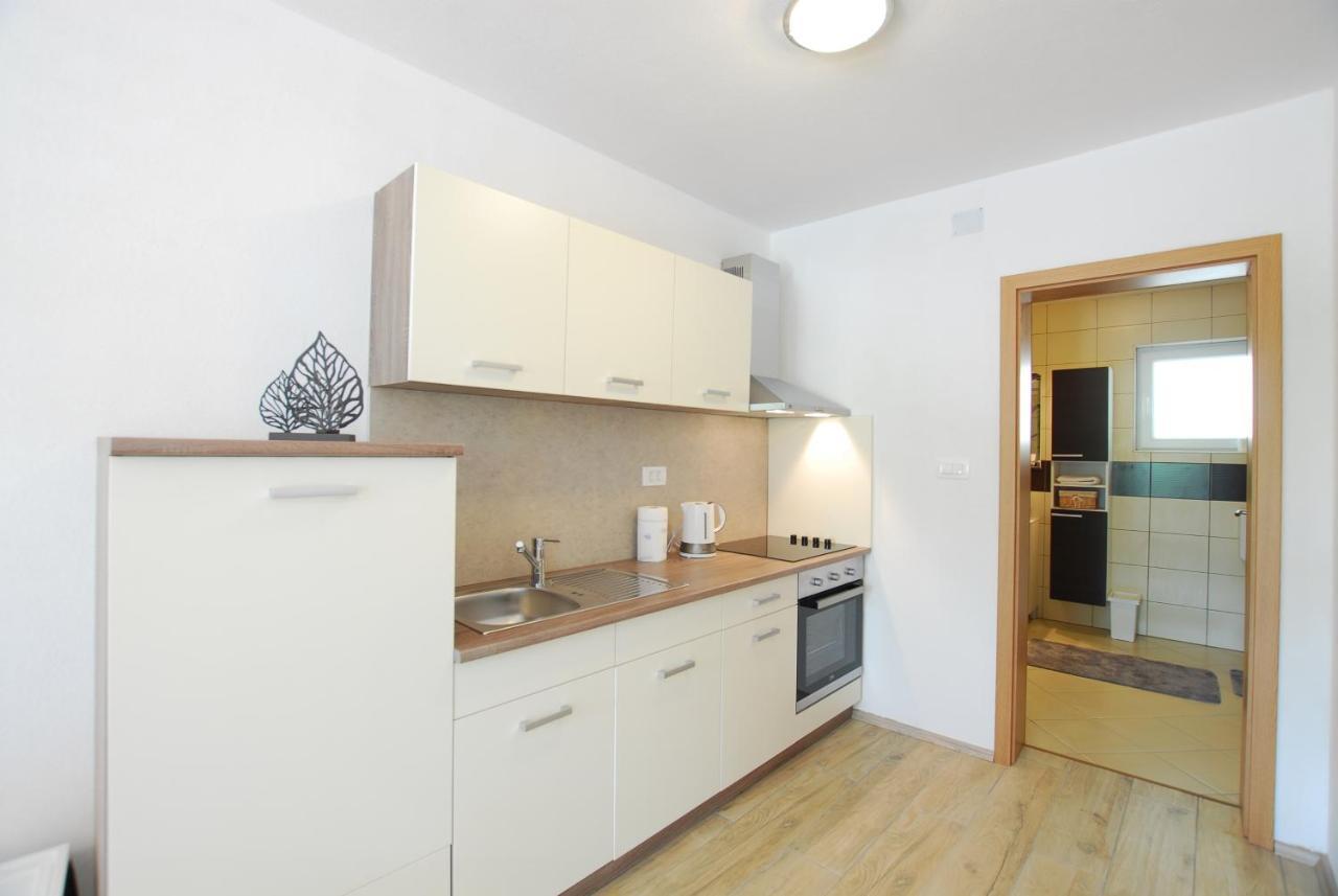 Apartments With A Parking Space Rijeka - 18146 Екстер'єр фото