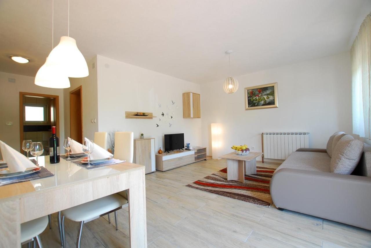 Apartments With A Parking Space Rijeka - 18146 Екстер'єр фото